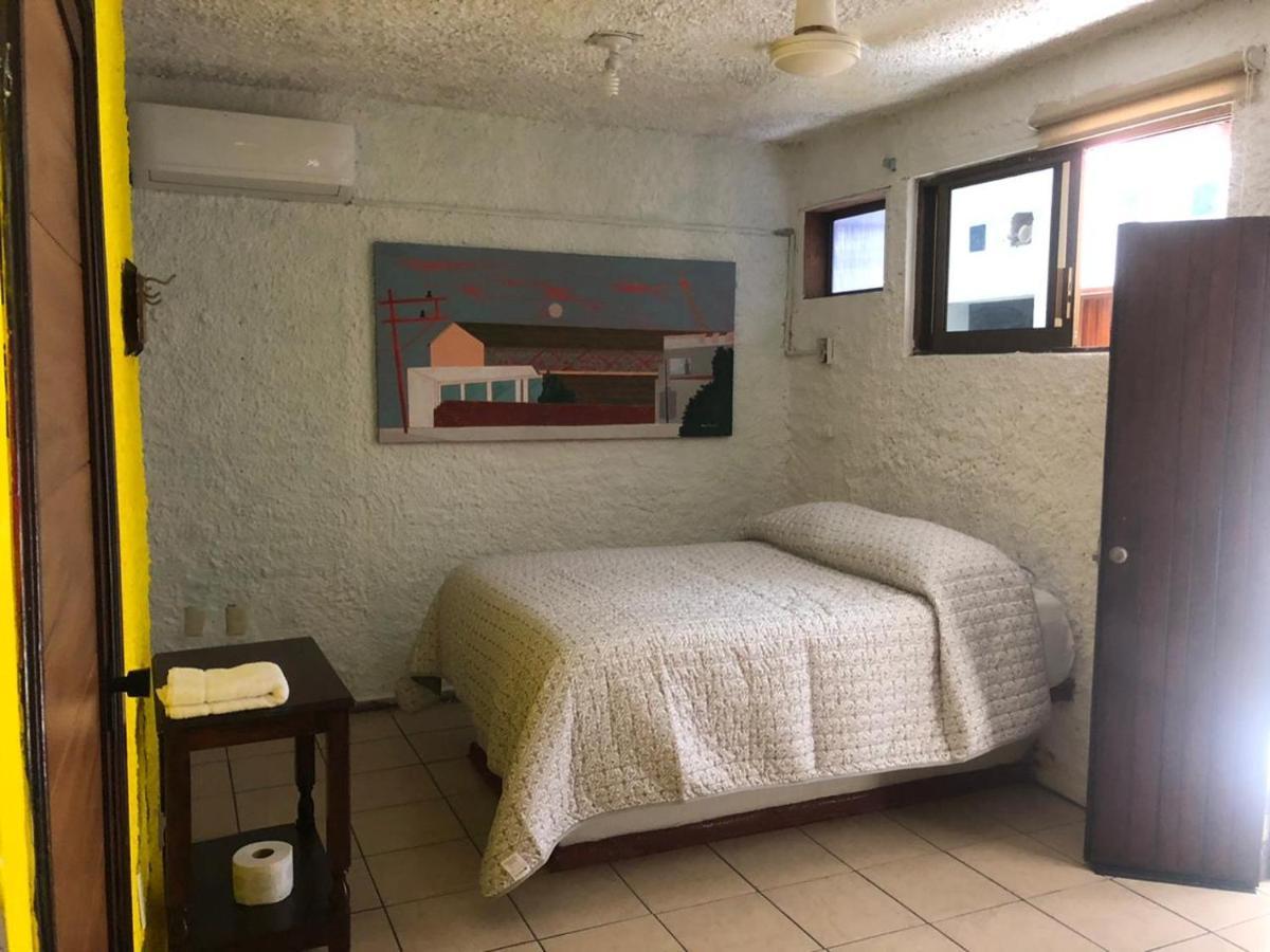 Hostal Perla Mazatlan Exterior photo
